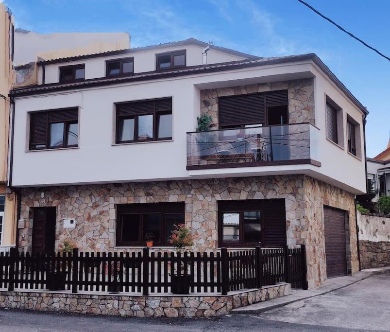 La Casa Del Arbol Apartment Corcubion Exterior photo